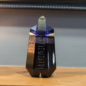 Alien parfume